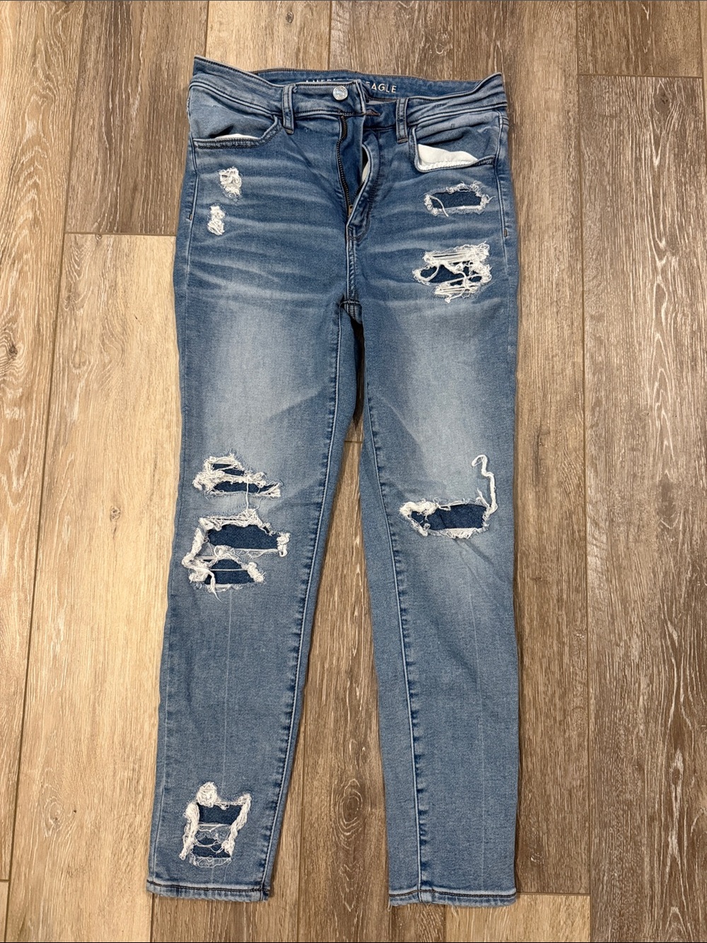 American Eagle Outfitters Women's Ripped Skinny Jeans - Light Blue